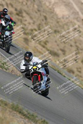 media/Nov-12-2023-Classic Track Days (Sun) [[11f17acb81]]/Group 3/session 4 turn 10/